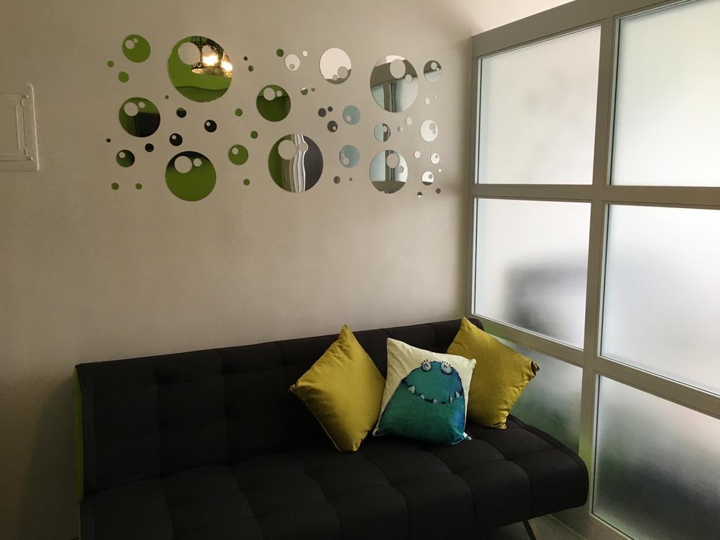 Mary'S Crib Cityland Prime Tagaytay With Free Wifi & Swimming تاجيتاي المظهر الخارجي الصورة