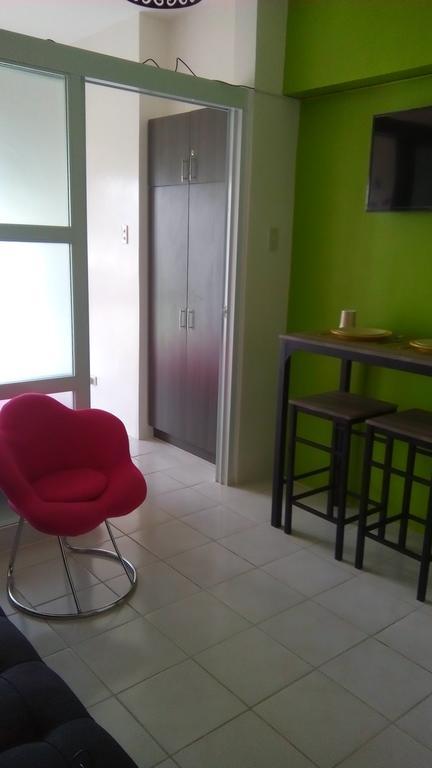 Mary'S Crib Cityland Prime Tagaytay With Free Wifi & Swimming تاجيتاي المظهر الخارجي الصورة